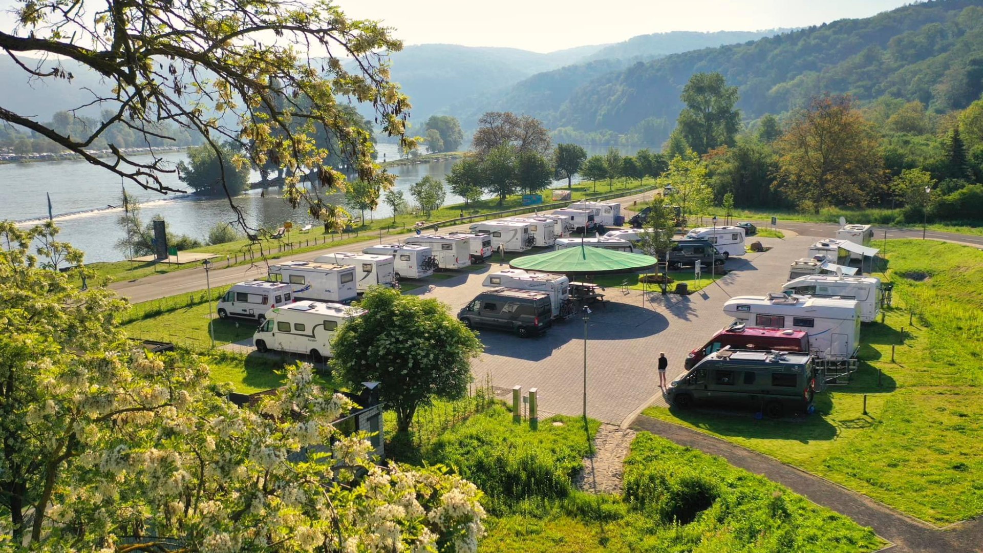 Wohnmobilstellplatz | &copy; Sebastian Reifferscheid