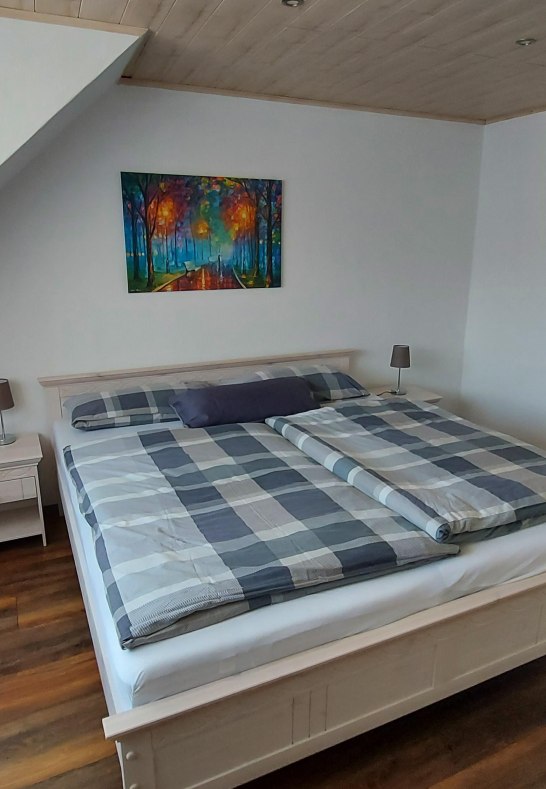Liebenstein bedroom left side | &copy; Heimes