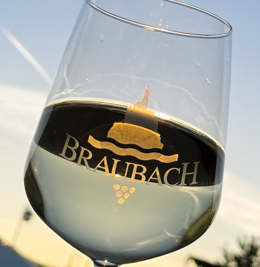 Braubach Weinglas | © Bastian Clos Braubach Weinglas | © Bastian Clos