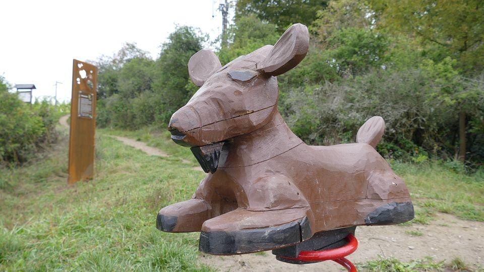 Federtier | © Armin Schaust Federtier | © Armin Schaust