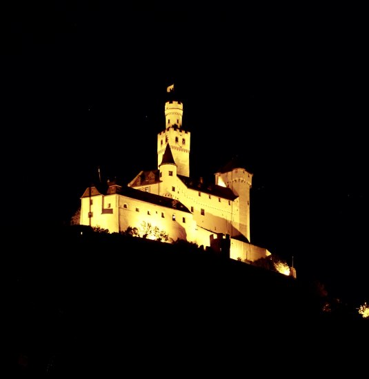 Marksburg bei Nacht | &copy; Bastian Clos