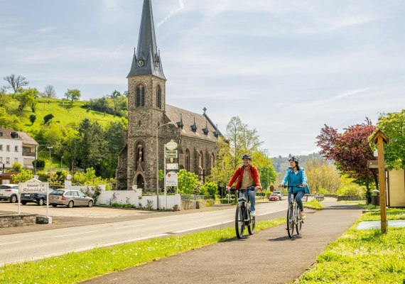 Rheinradweg Filsen | &copy; Dominik Ketz/Romantischer Rhein Tourismus GmbH