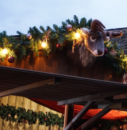 Weihnachtsmarkt_Stand | © Bastian Clos